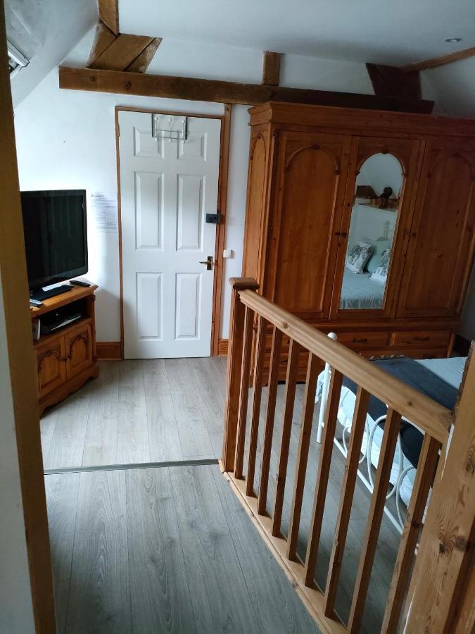 Les Petits Champs Apartment Buais-les-Monts Luaran gambar