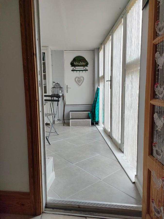 Les Petits Champs Apartment Buais-les-Monts Luaran gambar